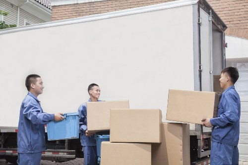 Small removals vehicle suited to flats and offices in South Kensington